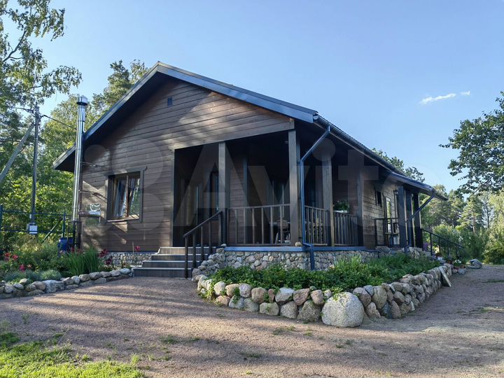 Дом 68 м² на участке 32 сот.