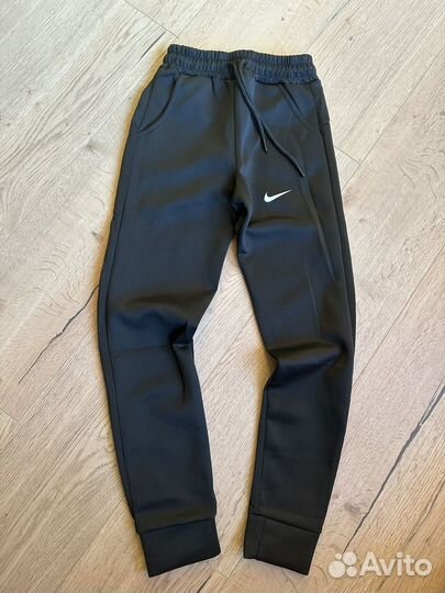 Спортивный костюм 134/140 Nike