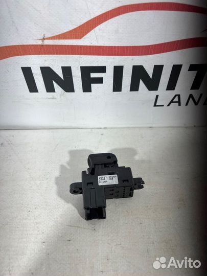 Блок кнопок стеклоподъёмника Infiniti G35/37/25