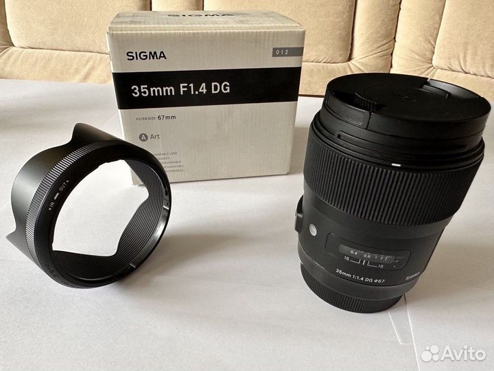 Объектив Sigma AF 35mm F1.4 DG HSM Art for Canon