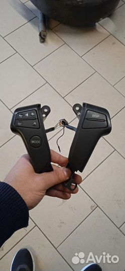 Кнопки руля Subaru outback br9