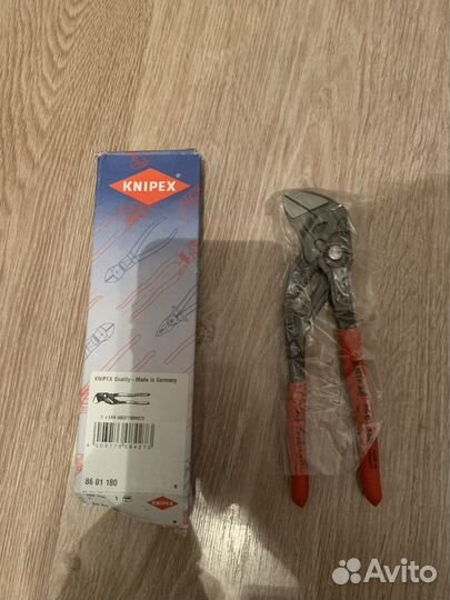 Клещи переставные Knipex 8601180