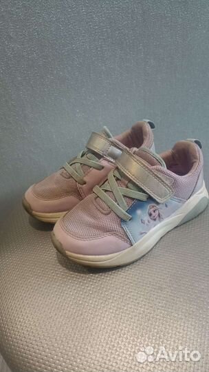Кроссовки для девочки