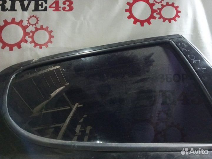 Стекло двери заднее правое Peugeot 207 A7 1.4 KFV