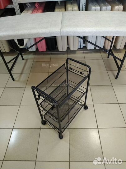 Кушетка и тумба перекатная