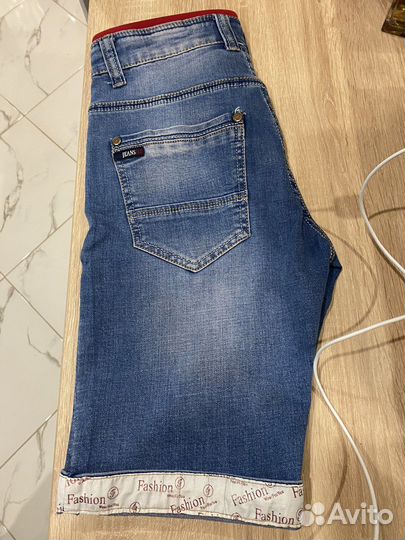 Джинсовые шорты