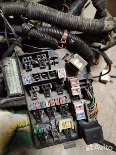 Электропроводка подкапотного hyundai accent АКПП