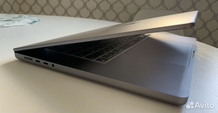 Apple MacBook Pro 16 2021 M1 Pro 16GB/500GB