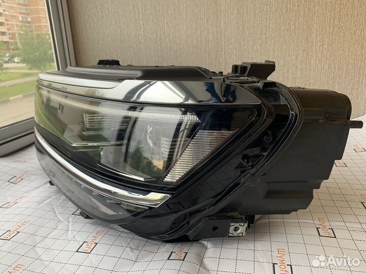 Фара передняя левая VW Tiguan II