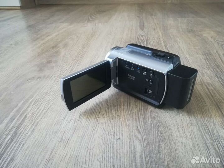 Видеокамера Sony dcr-sr47