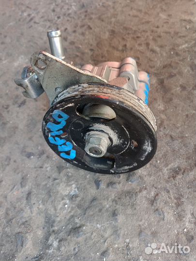 Насос гур Nissan Cefiro A33, Maxima VQ20