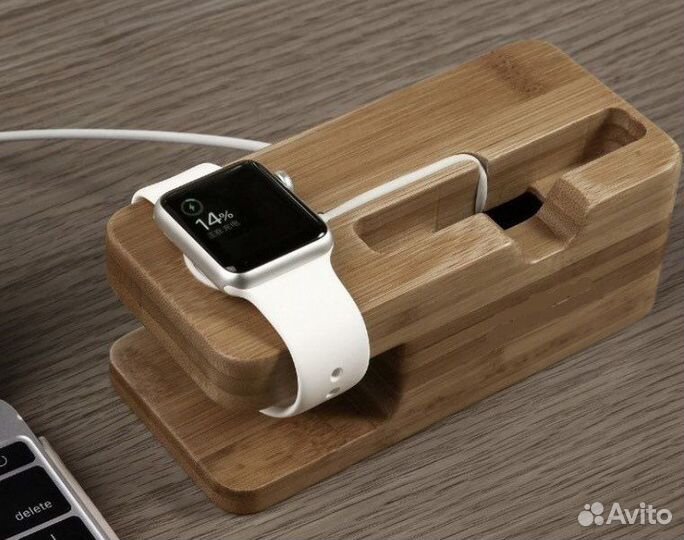 Док станция деревянная