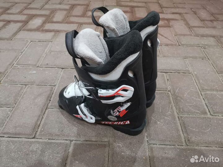 Горнолыжные ботинки рр 22,5