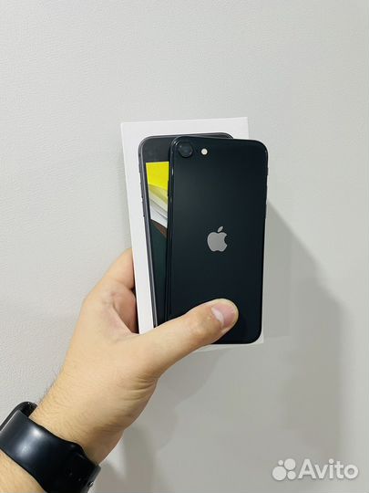 iPhone SE (2020), 128 ГБ