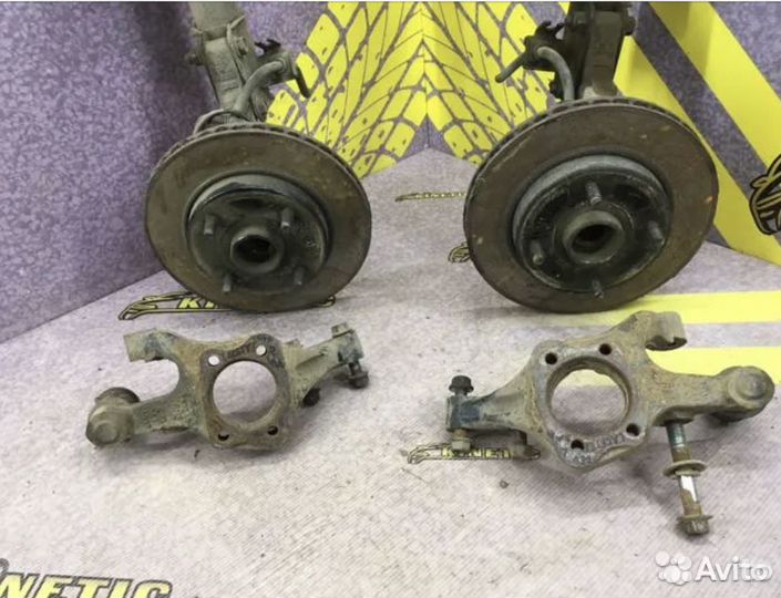 Кулак поворотный задней подвески Шевроле Лачетти