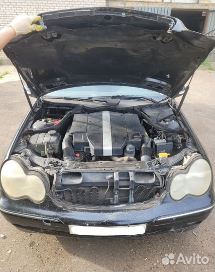 Разбор Mercedes-Benz C320, W203