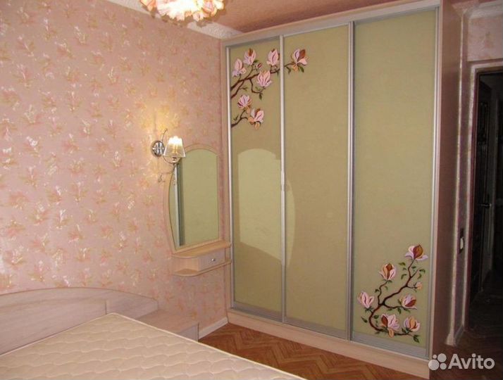 Встраиваемый шкаф