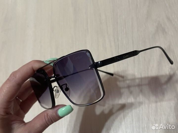 Солнцезащитные очки Cartier