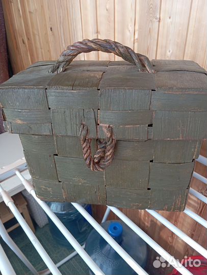 Старинный берестяной короб