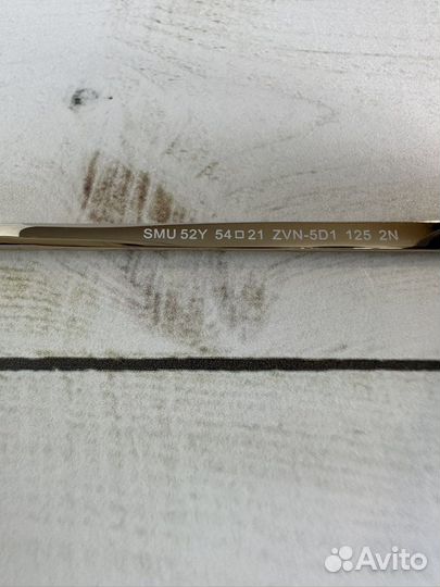 Солнцезащитные очки Moschino