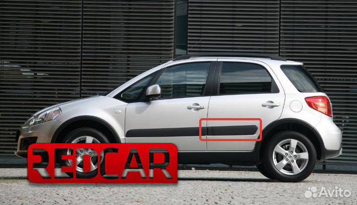 Молдинг двери задней левой Suzuki SX4 (09)