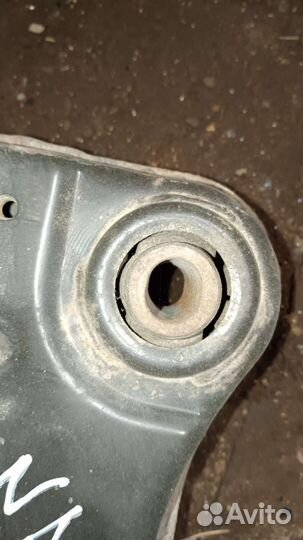 Задняя балка подрамник mitsubishi grandis 4 wd