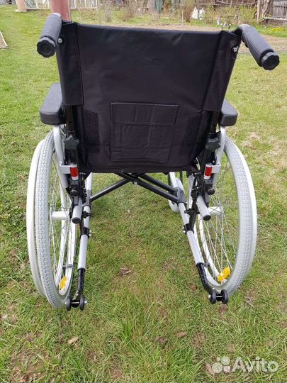 Инвалидная коляска новая