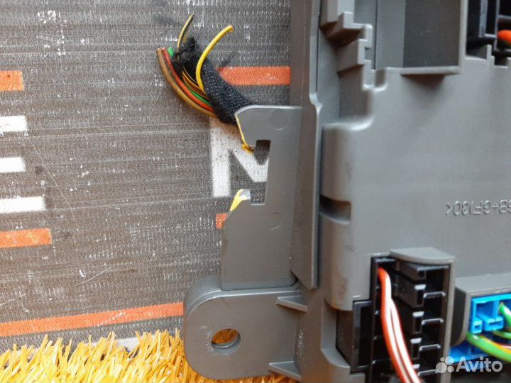 Блок предохранителей задний Bmw X5 E70 N52B30A