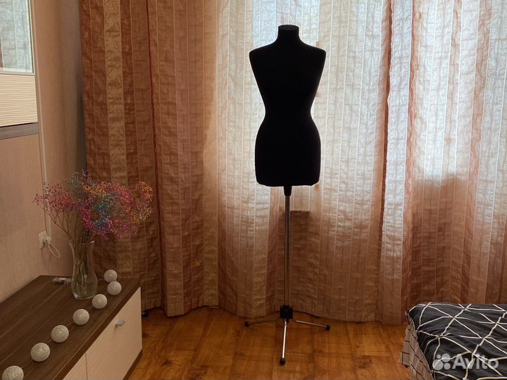 Аренда женский манекен для фотосессии 42-44-46