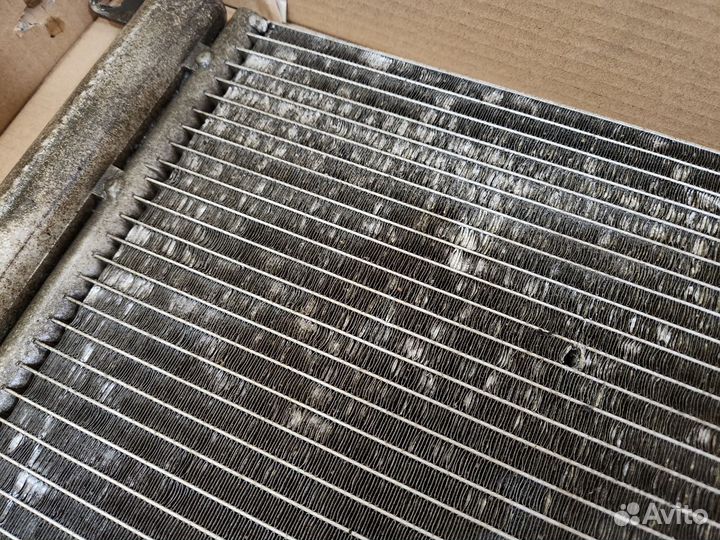 Радиатор кондиционера Volkswagen Polo Sedan