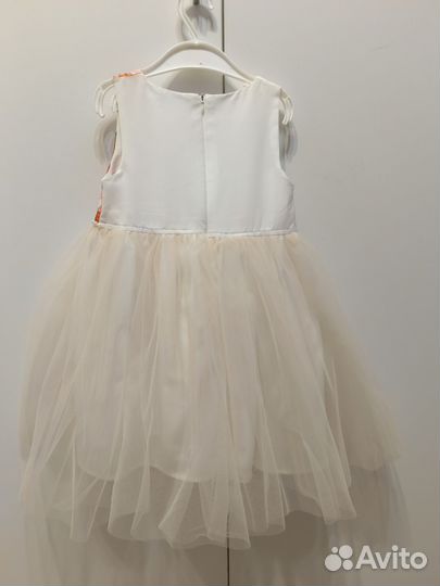 Нарядное платье для девочки 104