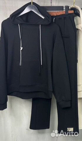 Спортивный костюм