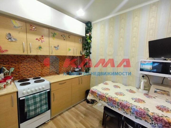 2-к. квартира, 40 м², 1/4 эт.