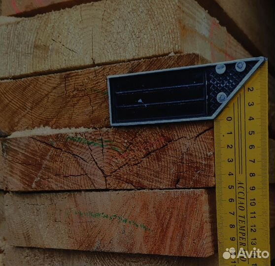 Качественные доски лиственницы 35x140 мм, готовы для монтажа