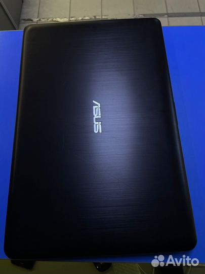 Ноутбук Asus R540Y