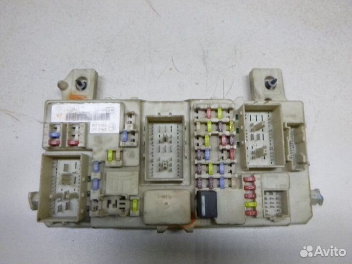 Блок предохранителей Ford C-Max 2003-2010 минивэн