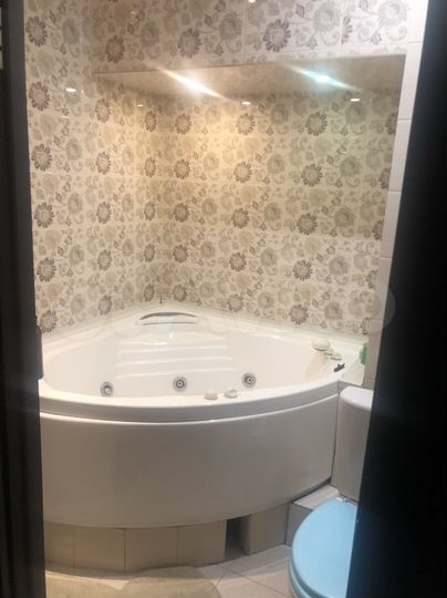 Комната 18 м², 1/5 эт.