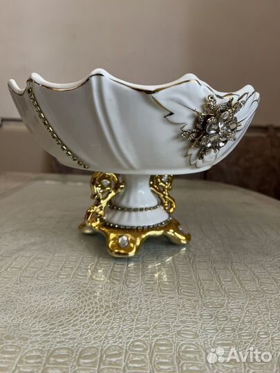 Ваза со стразами фруктовница