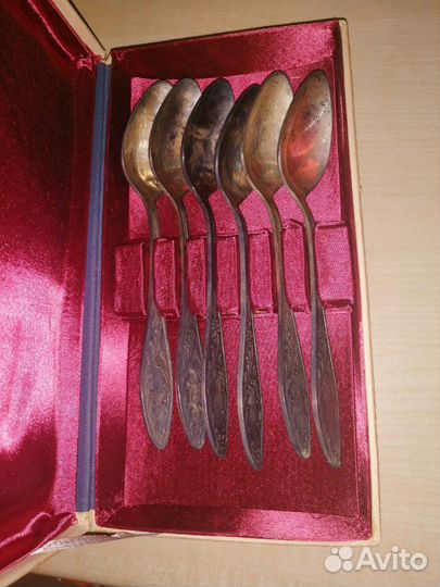 6 Ложек десертных мельхиоровых