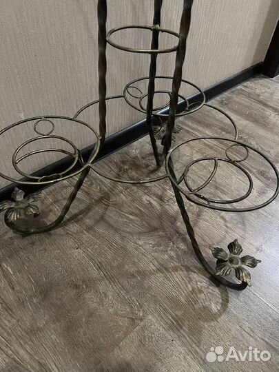 Подставка для цветов