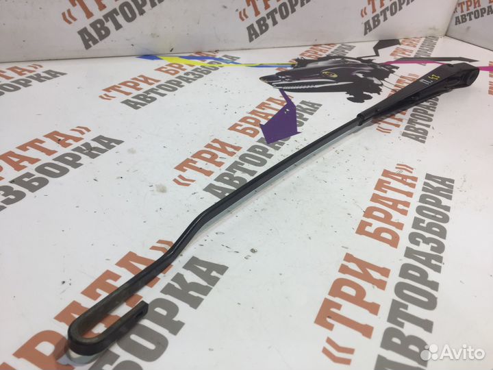 Форд Транзит Держатель дворника правый Прав