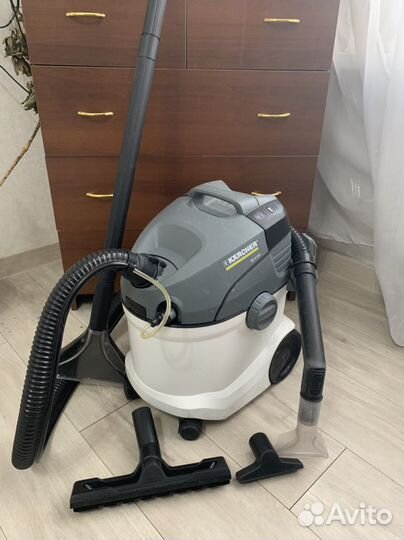 Моющий пылесос Karcher se 6.100