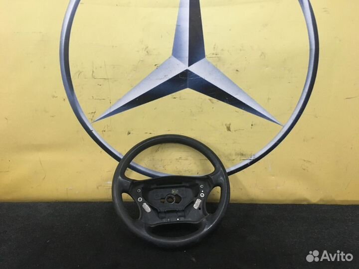Руль Мерседес С w 203 A2034600803