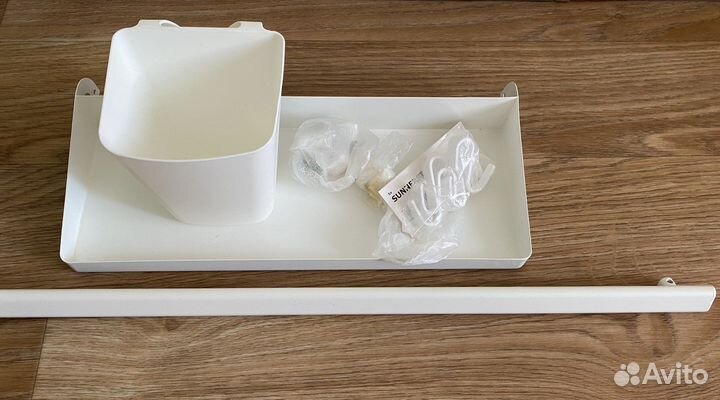 Полка навесная кухонная