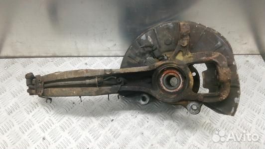 Ступица передняя правая audi Q7 (7UK03N901)