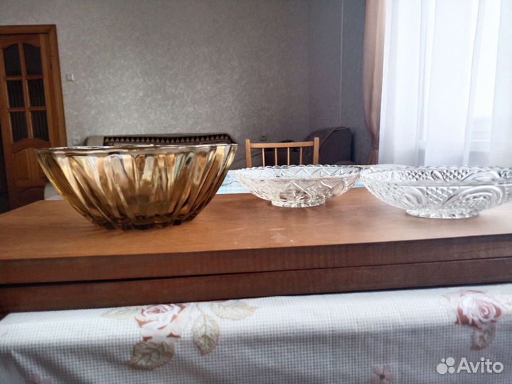 Ваза для фруктов,конфетницы, салатники стекло СССР