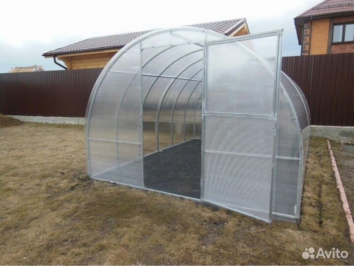 Теплица из поликарбоната