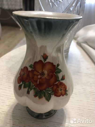 Вазы старинные фарфоровые,маленькие,раз14/7,15/3