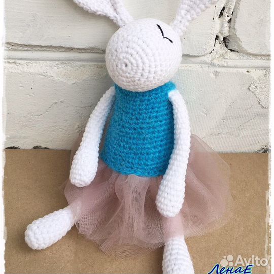 Зайка в юбочке