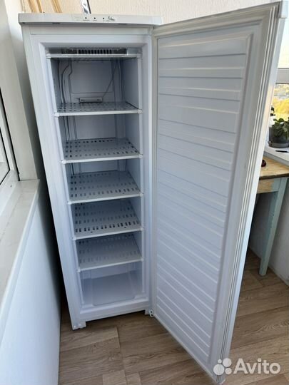 Морозильная камера Бирюса 116